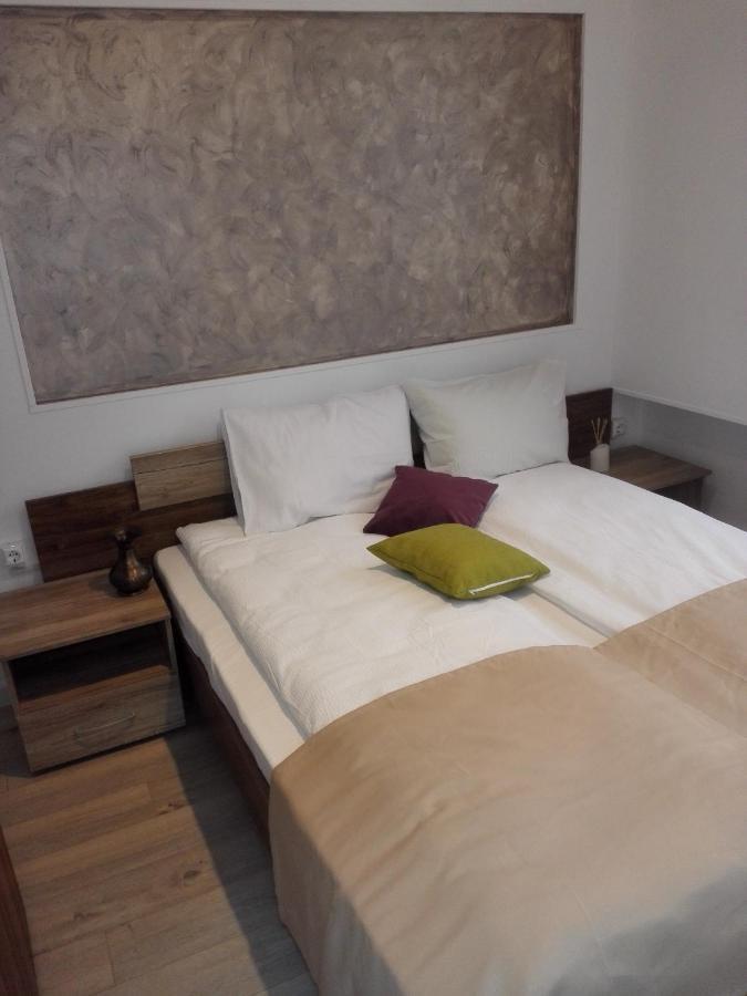 A. Einstein 9A Apartament Cluj-Napoca Zimmer foto